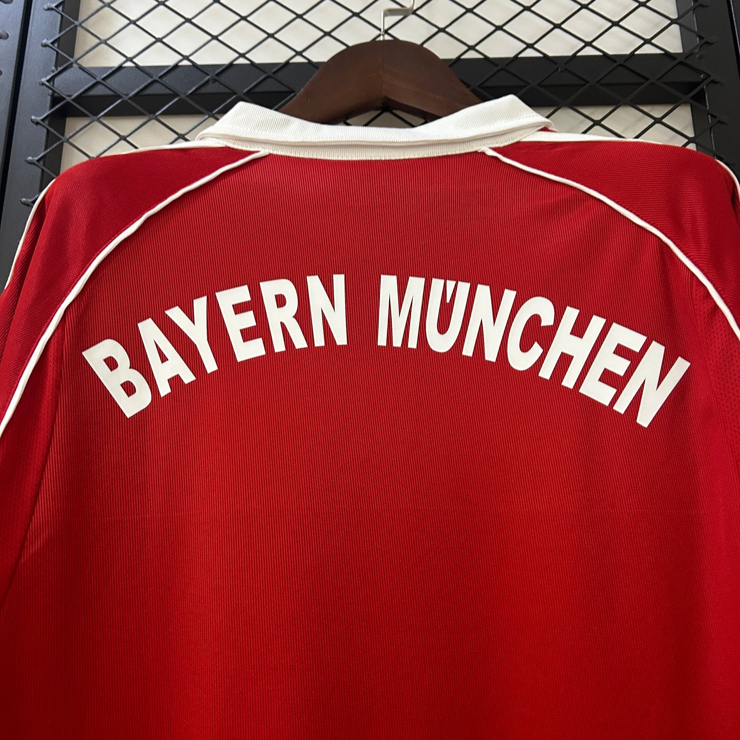 Jersey Retro Home 2005/06