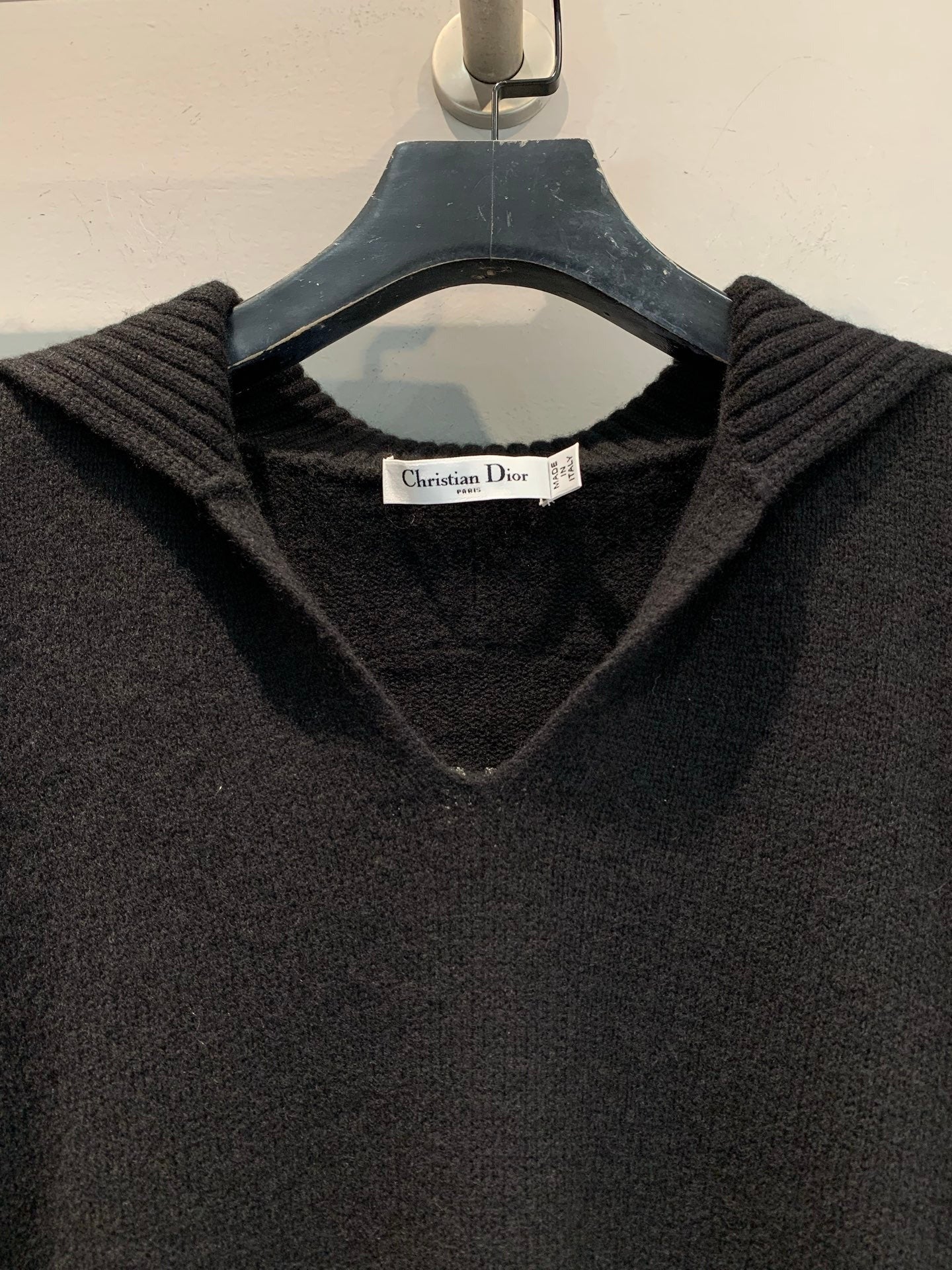 DIOR