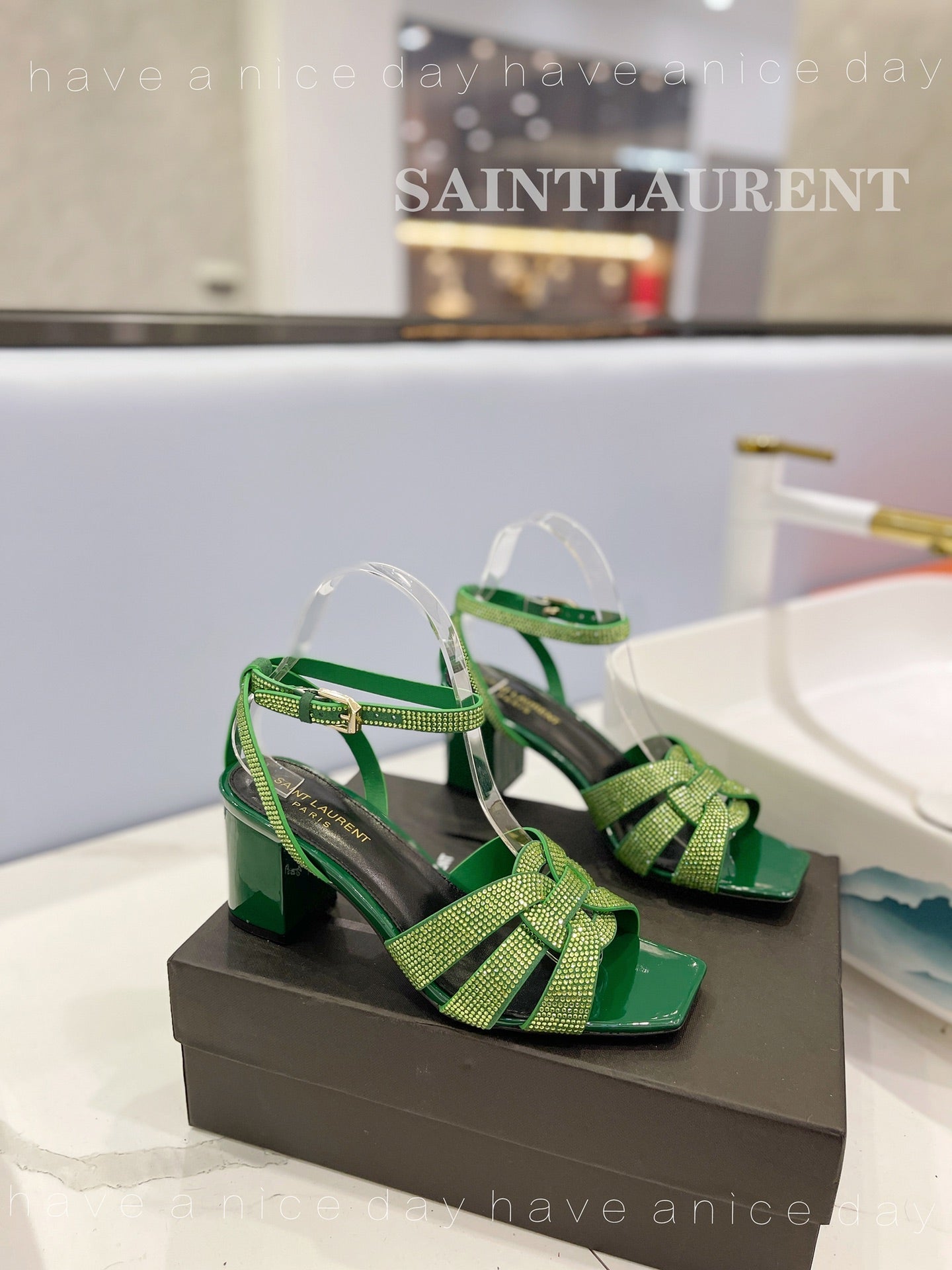 Saint Laurent