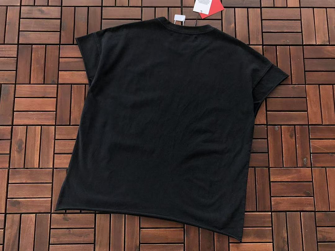VINTAGE T-SHIRT