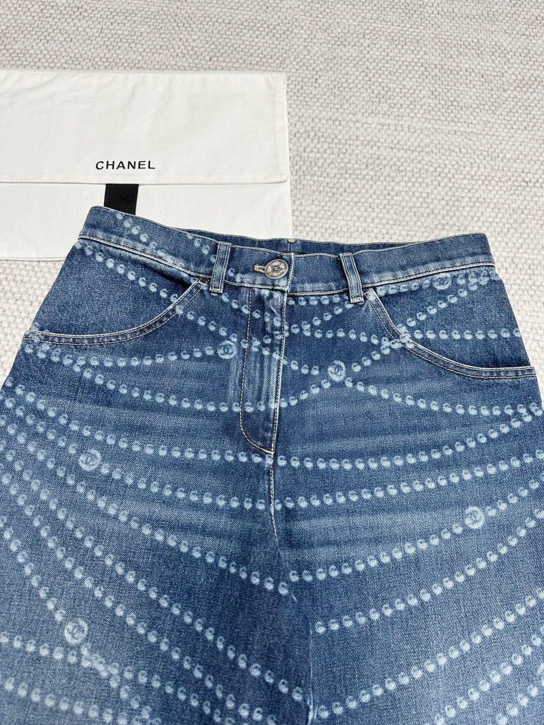 CHANEL
