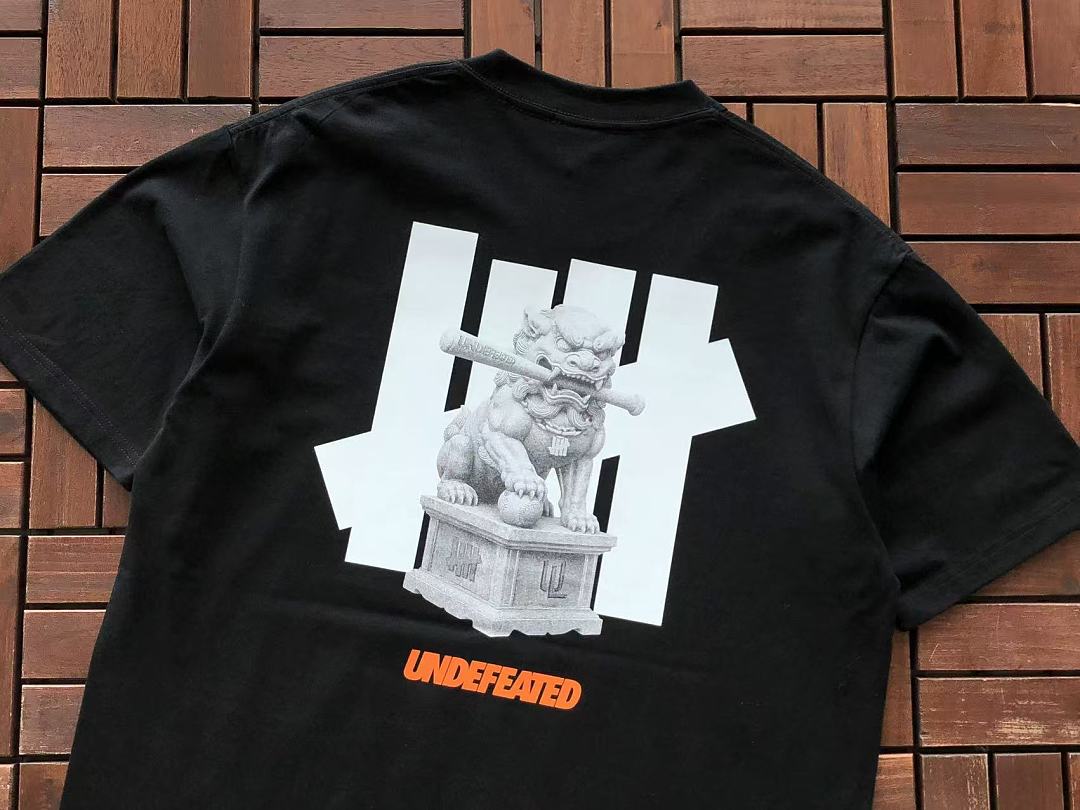 UNDEFEATED T-SHIRT