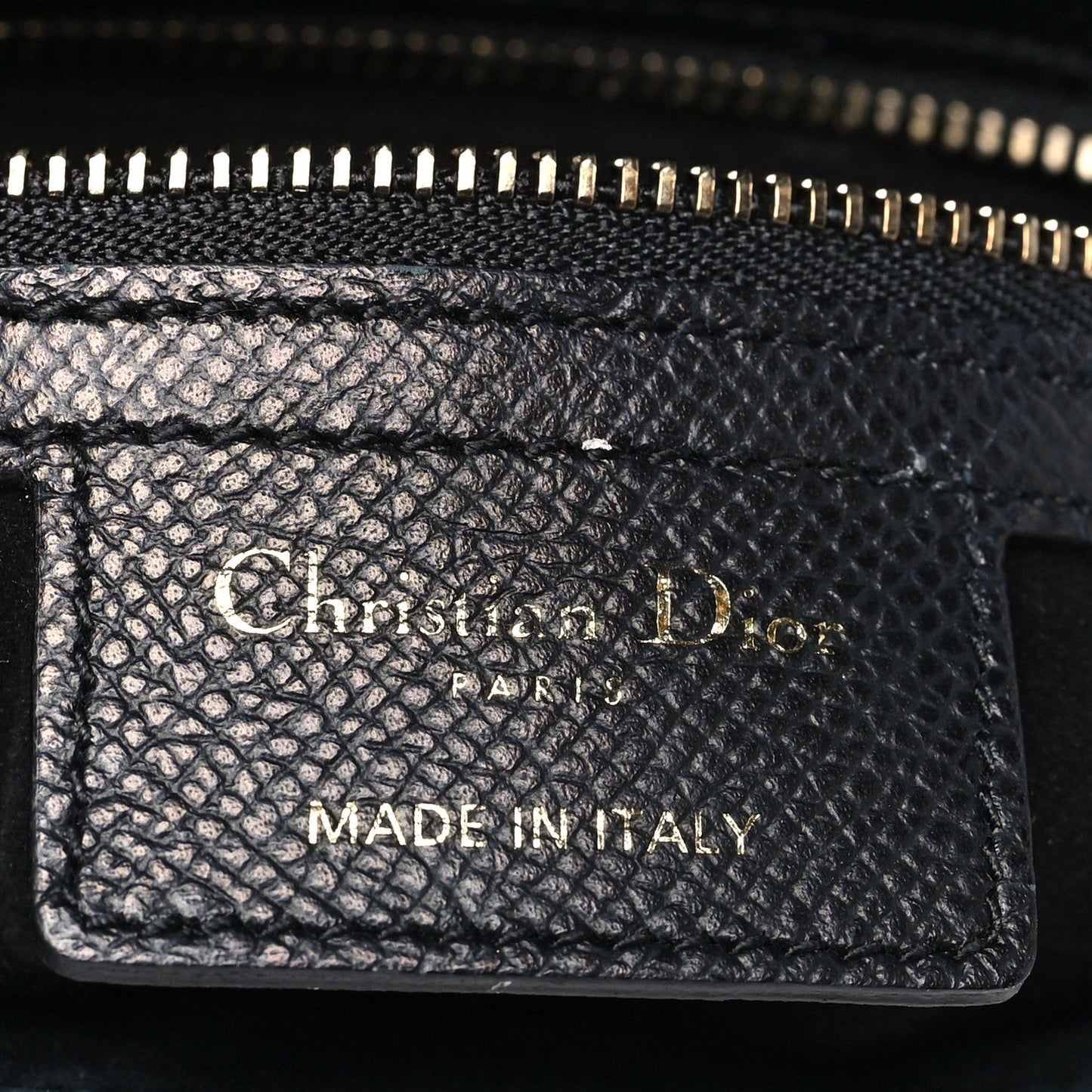DIOR