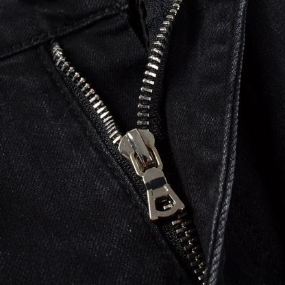 Jeans in denim con applicazioni Amr