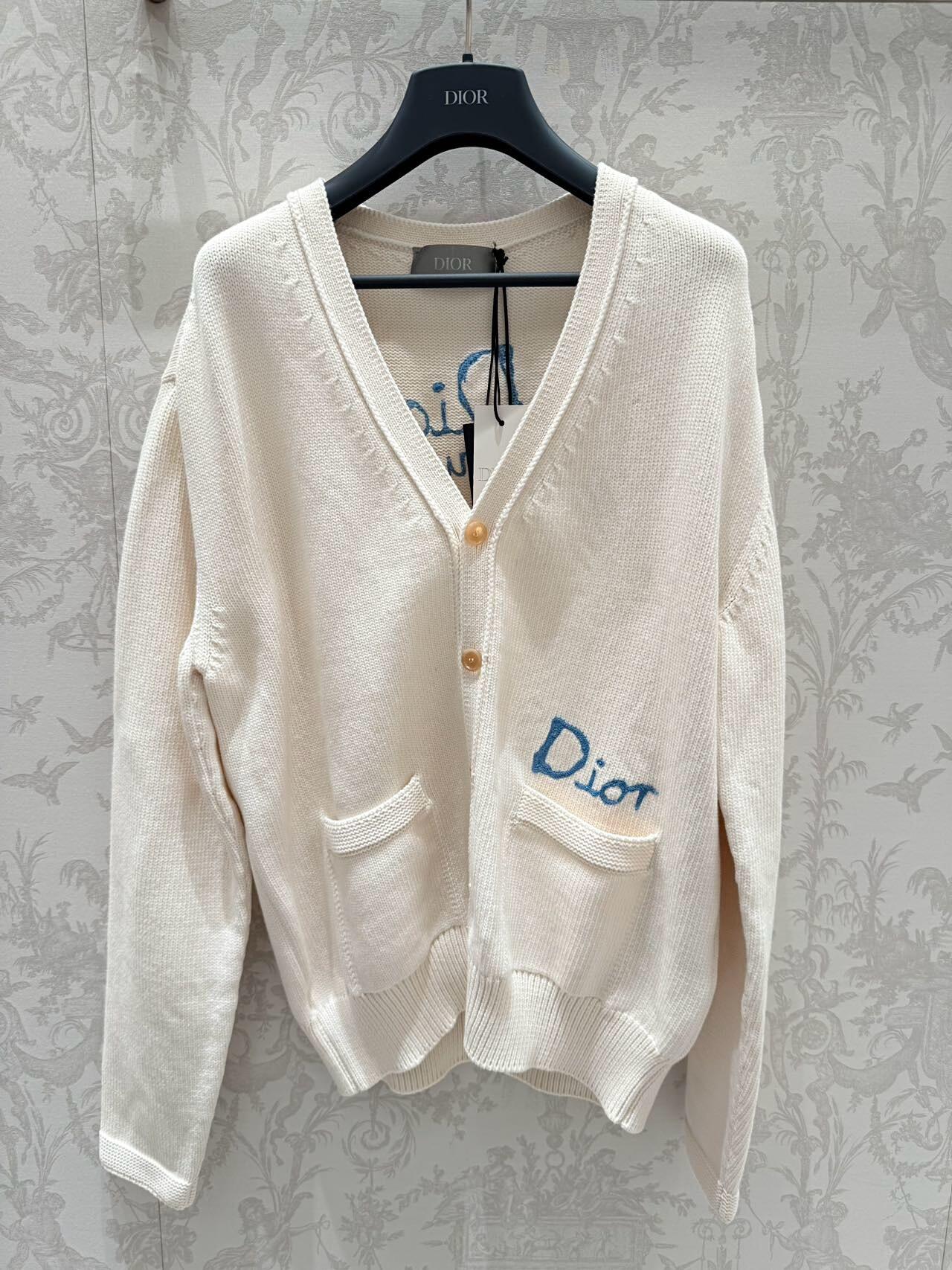DIOR