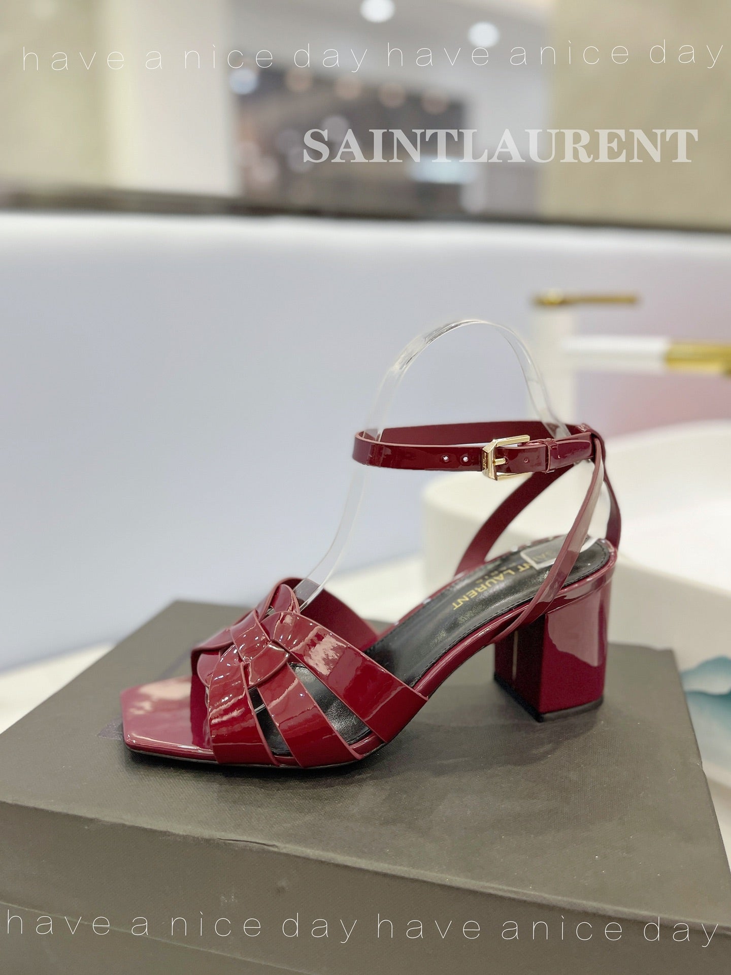 Saint Laurent