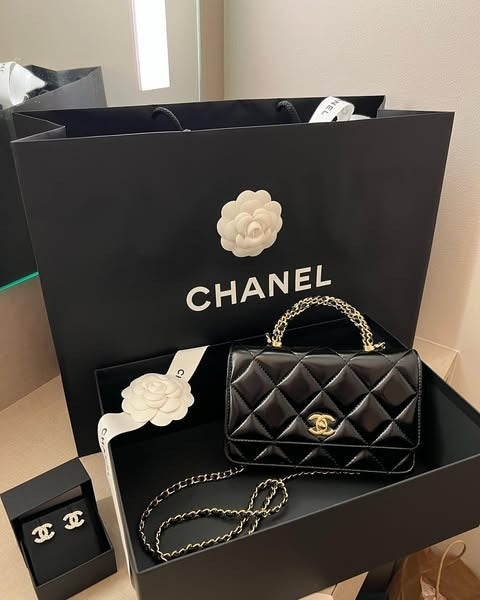 CHANEL