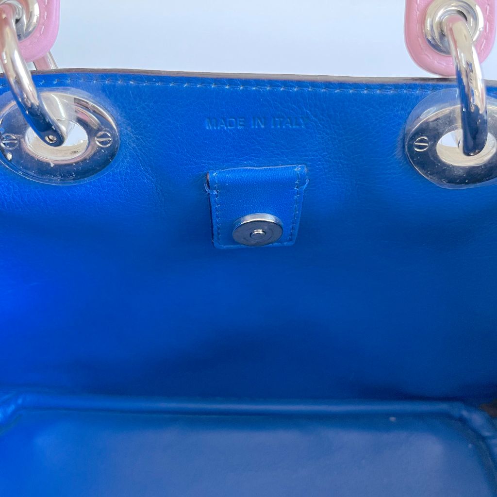 DIOR