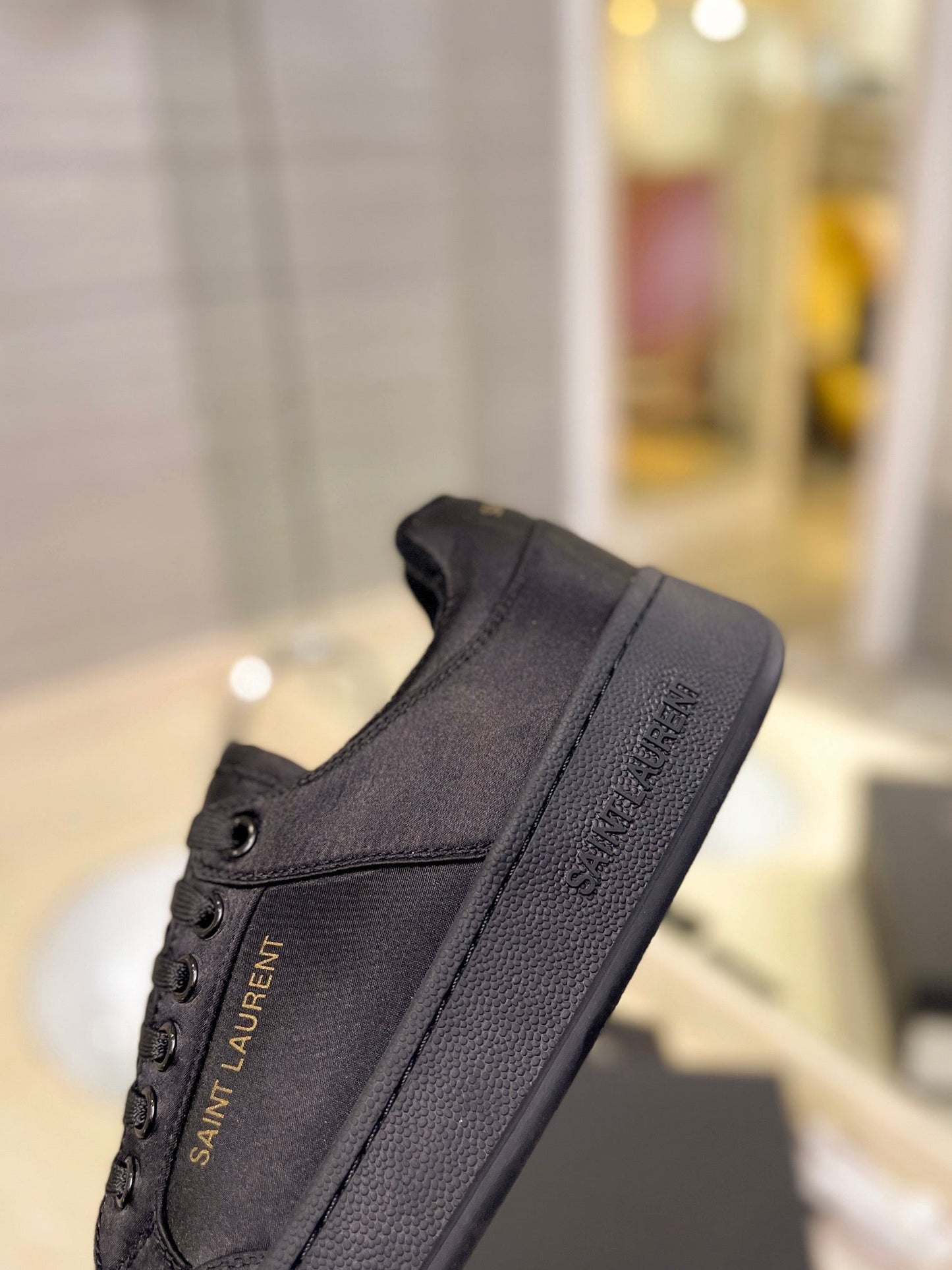 Saint Laurent