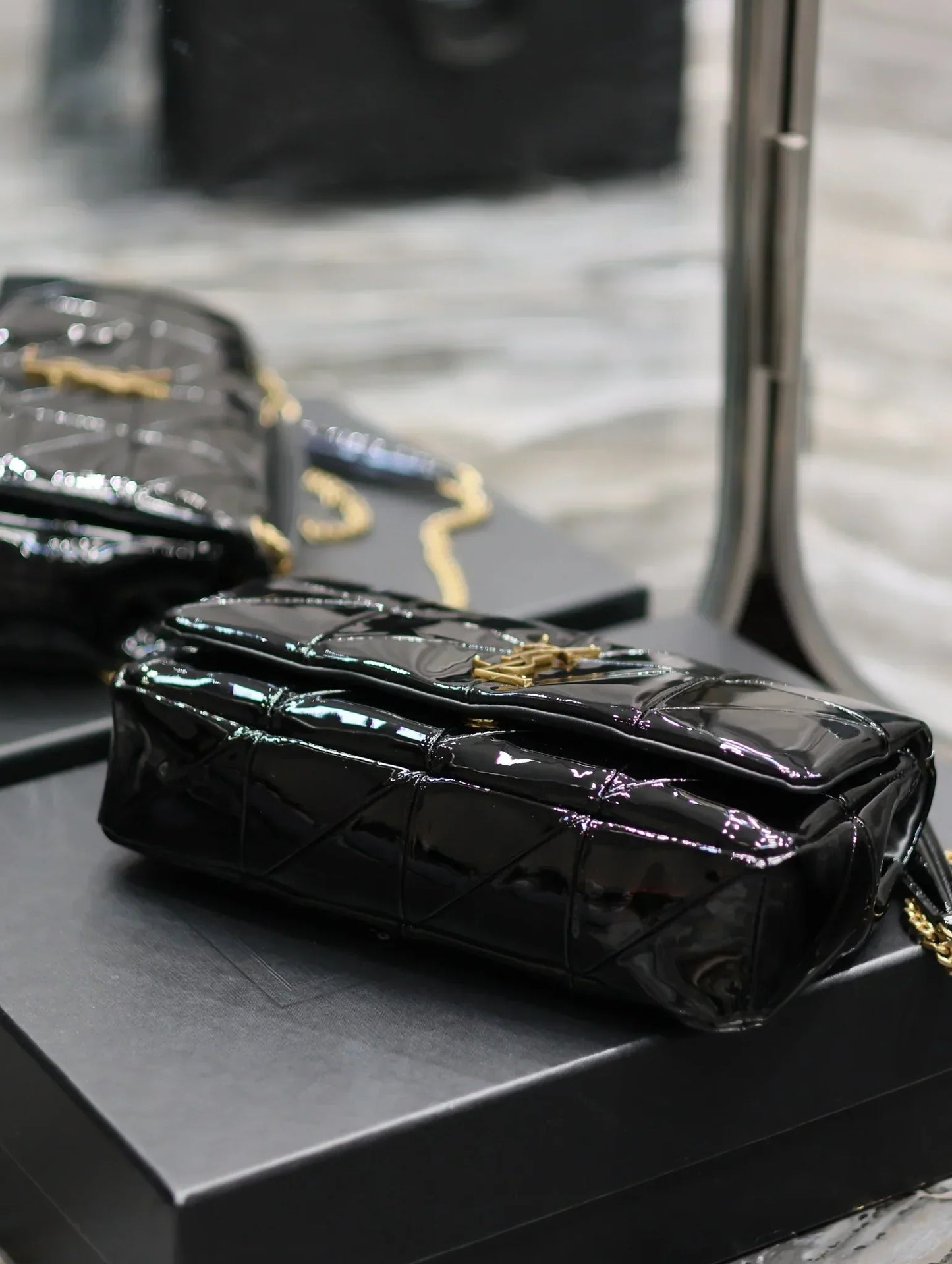Saint Laurent