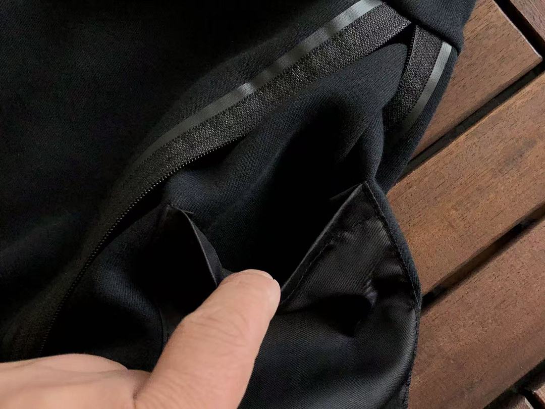 TF 2020 DV0537-011zip-up coat DV0538-010pants