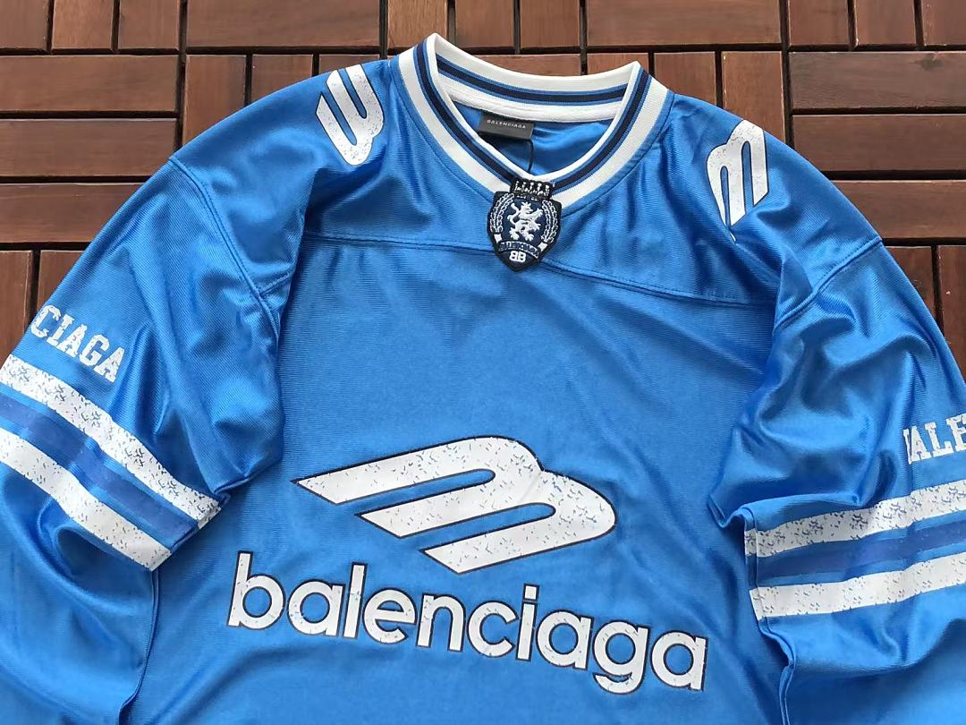B🔥L🔥🔥🔥IA🔥A LONG-SLEEVE