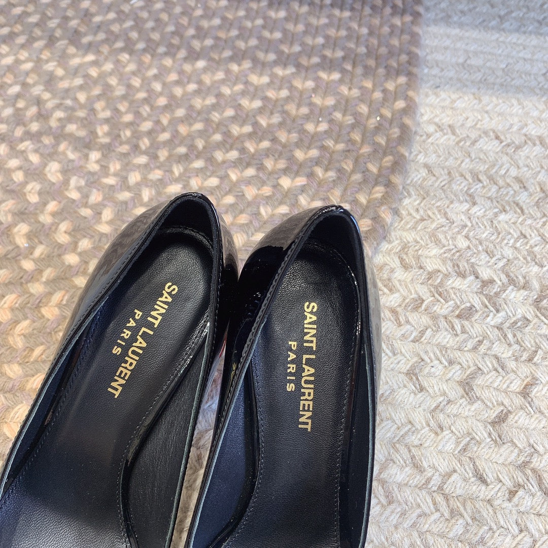 Saint Laurent