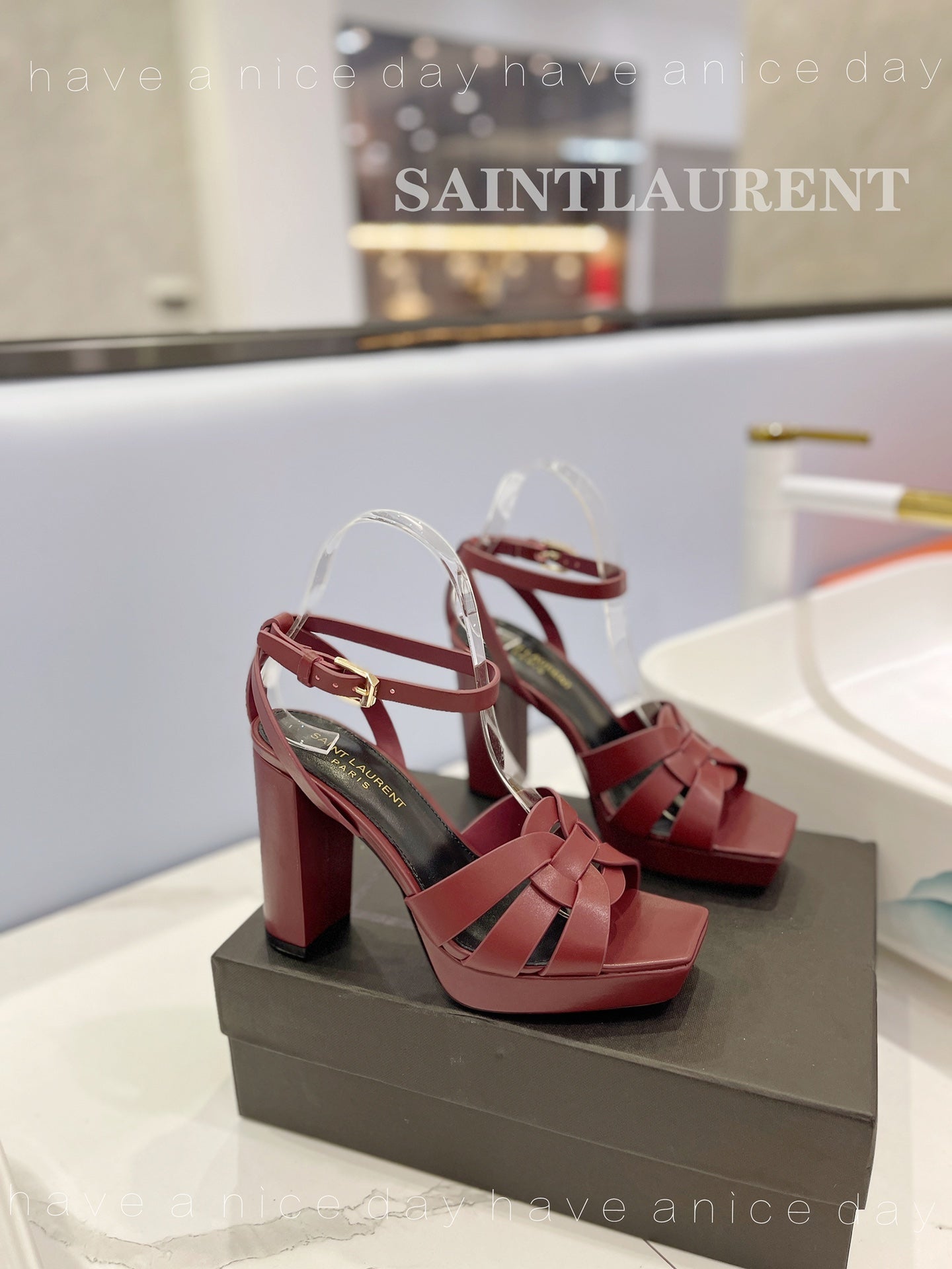 Saint Laurent