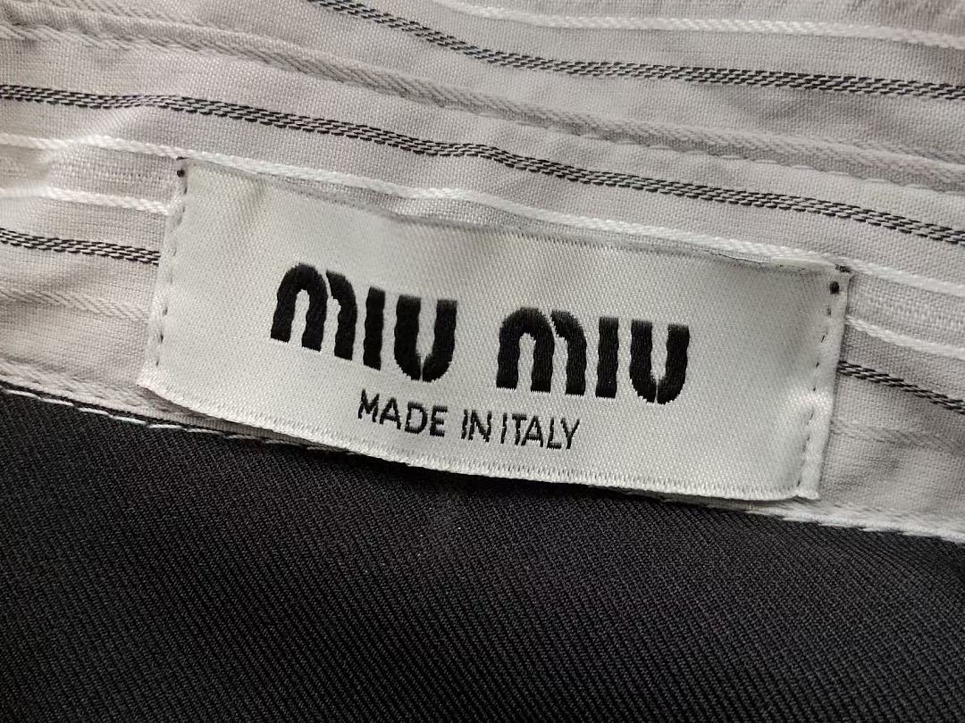 M🔥U M🔥U JACKET