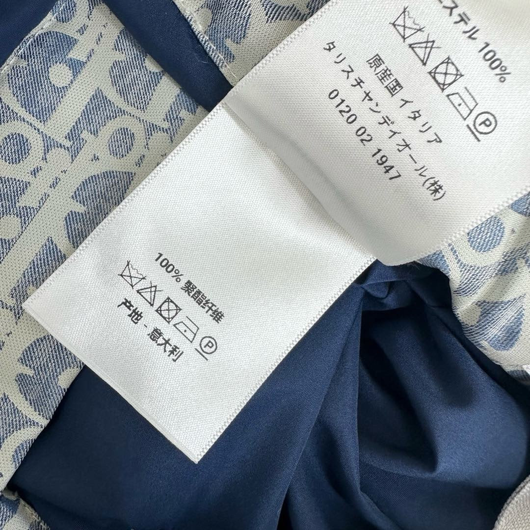 DIOR