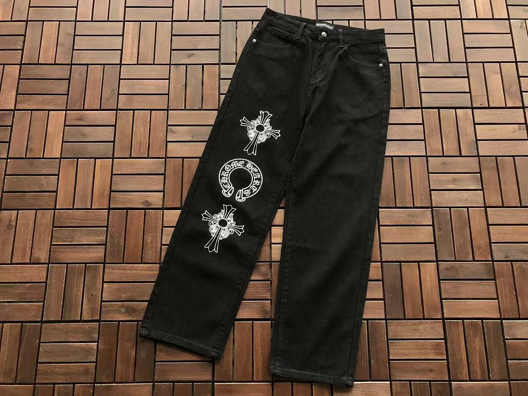 CH🔥OM🔥 HE🔥RTS JEANS