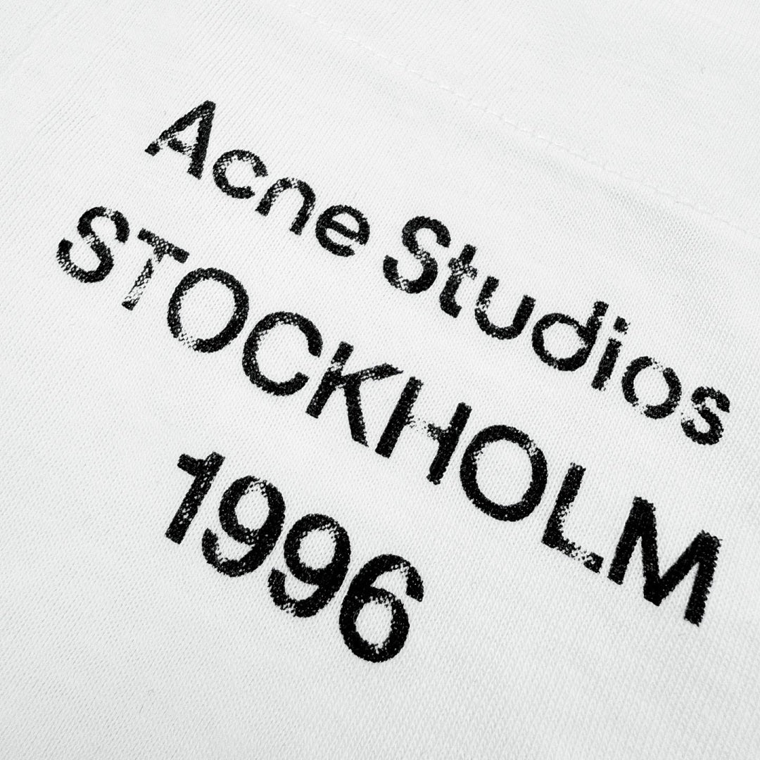 CAMISETA ACNE