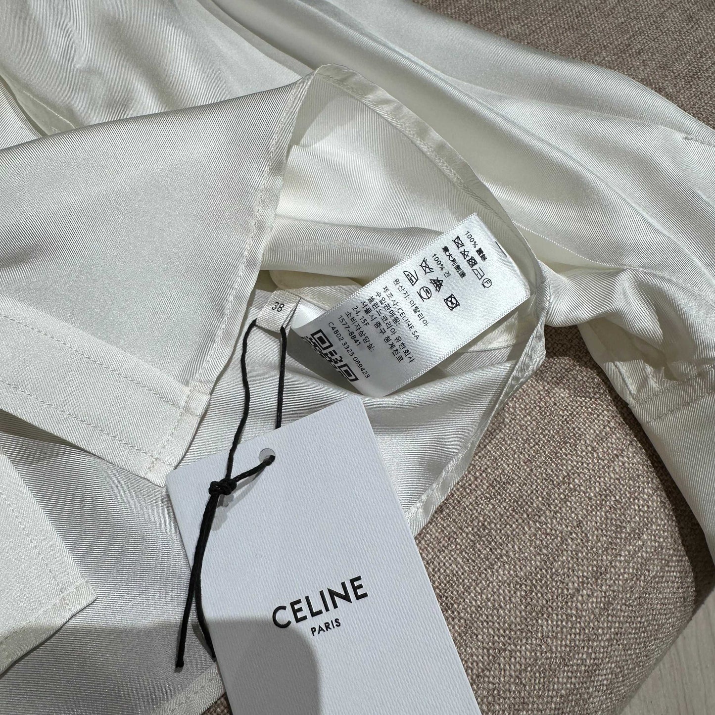 Off-White