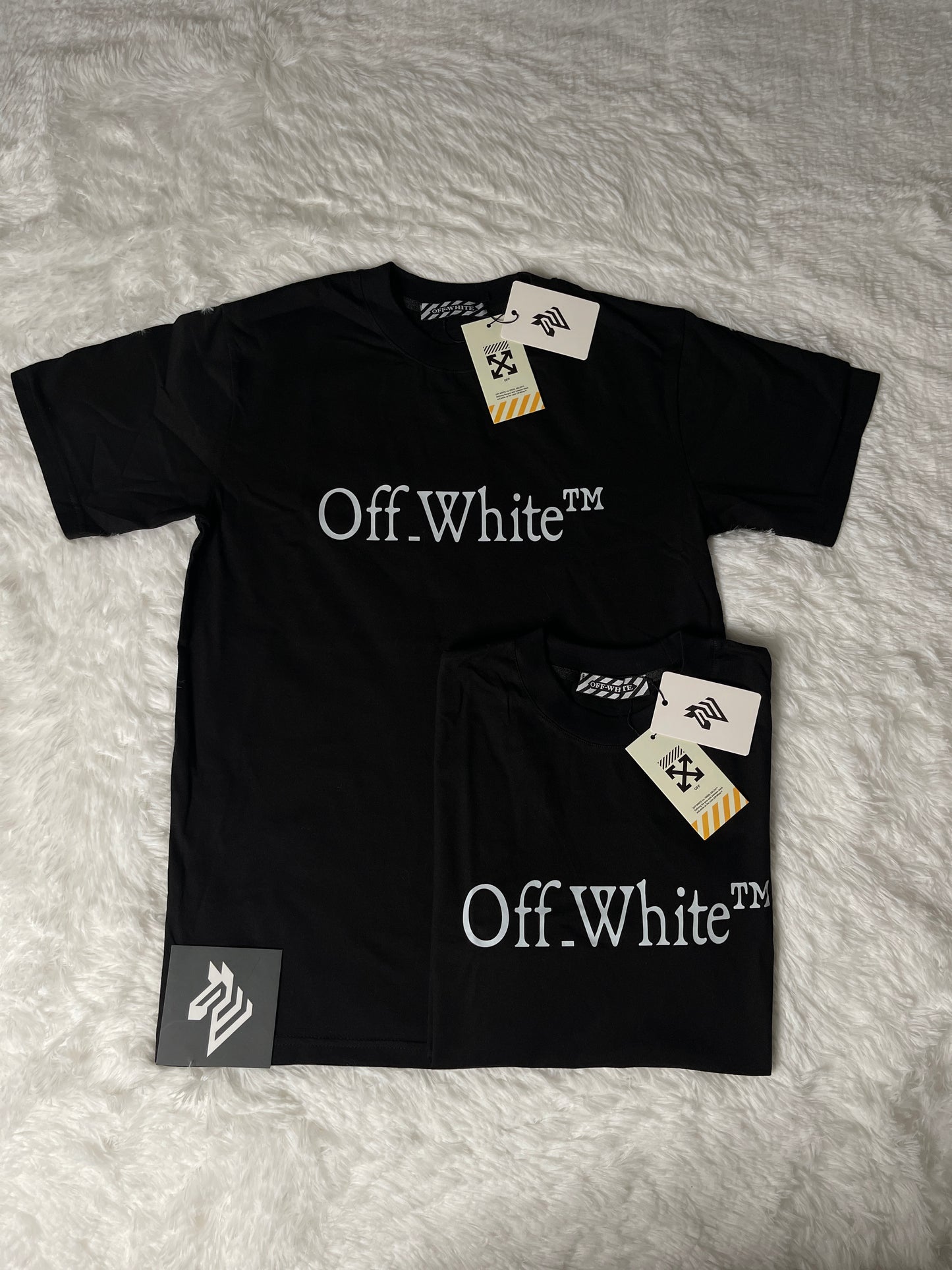 CAMISETA OFF WHlTE