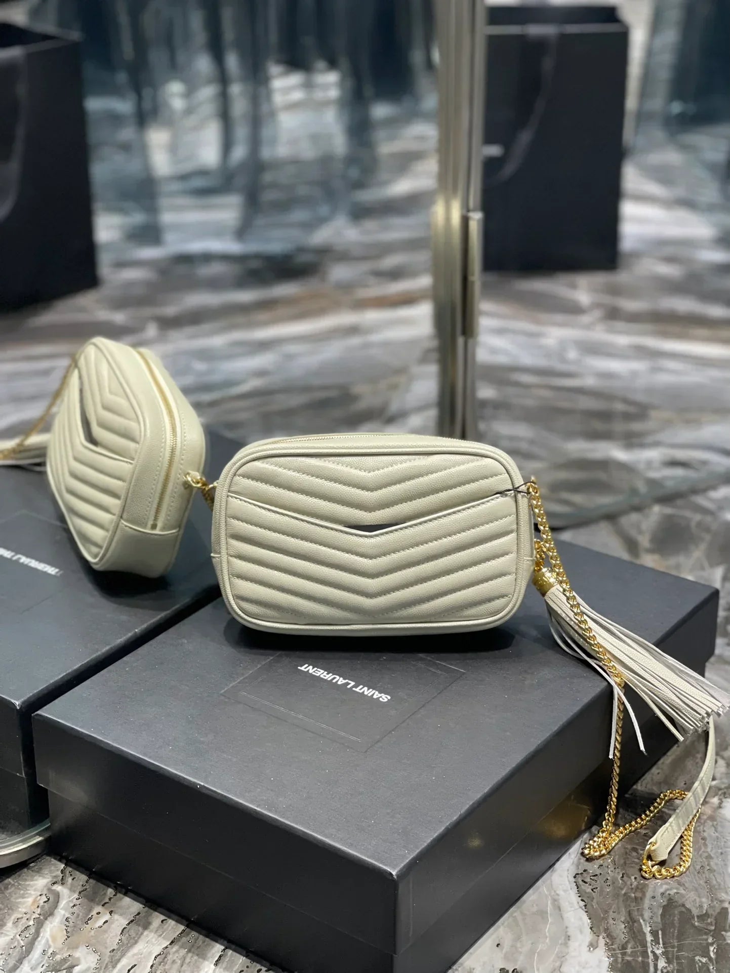 Saint Laurent