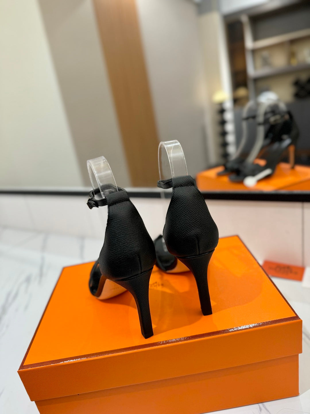 Hermès
