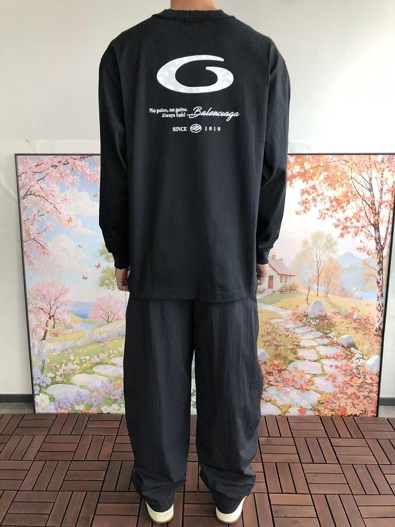 B🔥L🔥🔥🔥IA🔥A LONG-SLEEVE