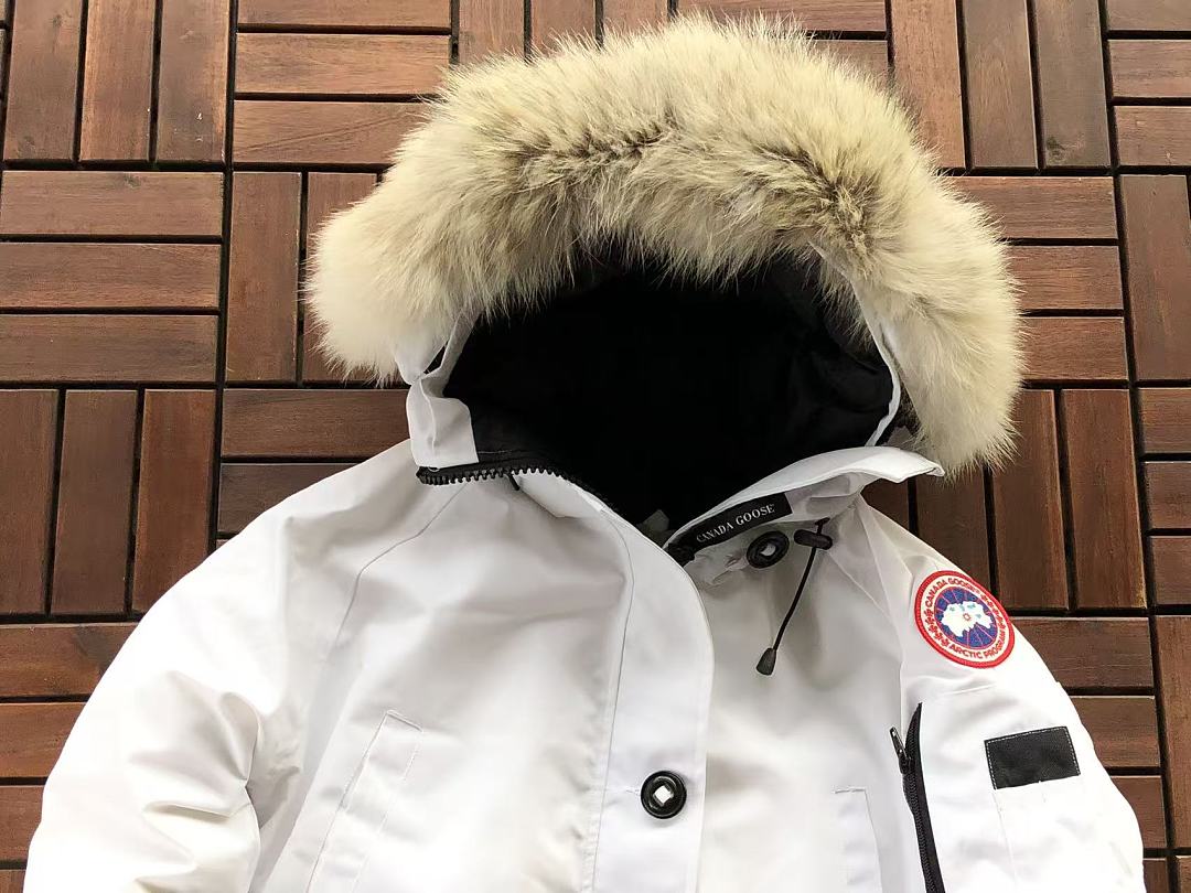 C🔥N🔥🔥A G🔥🔥🔥E DOWN JACKET