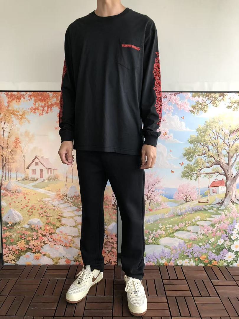 CH🔥OM🔥 HE🔥RTS LONG-SLEEVE