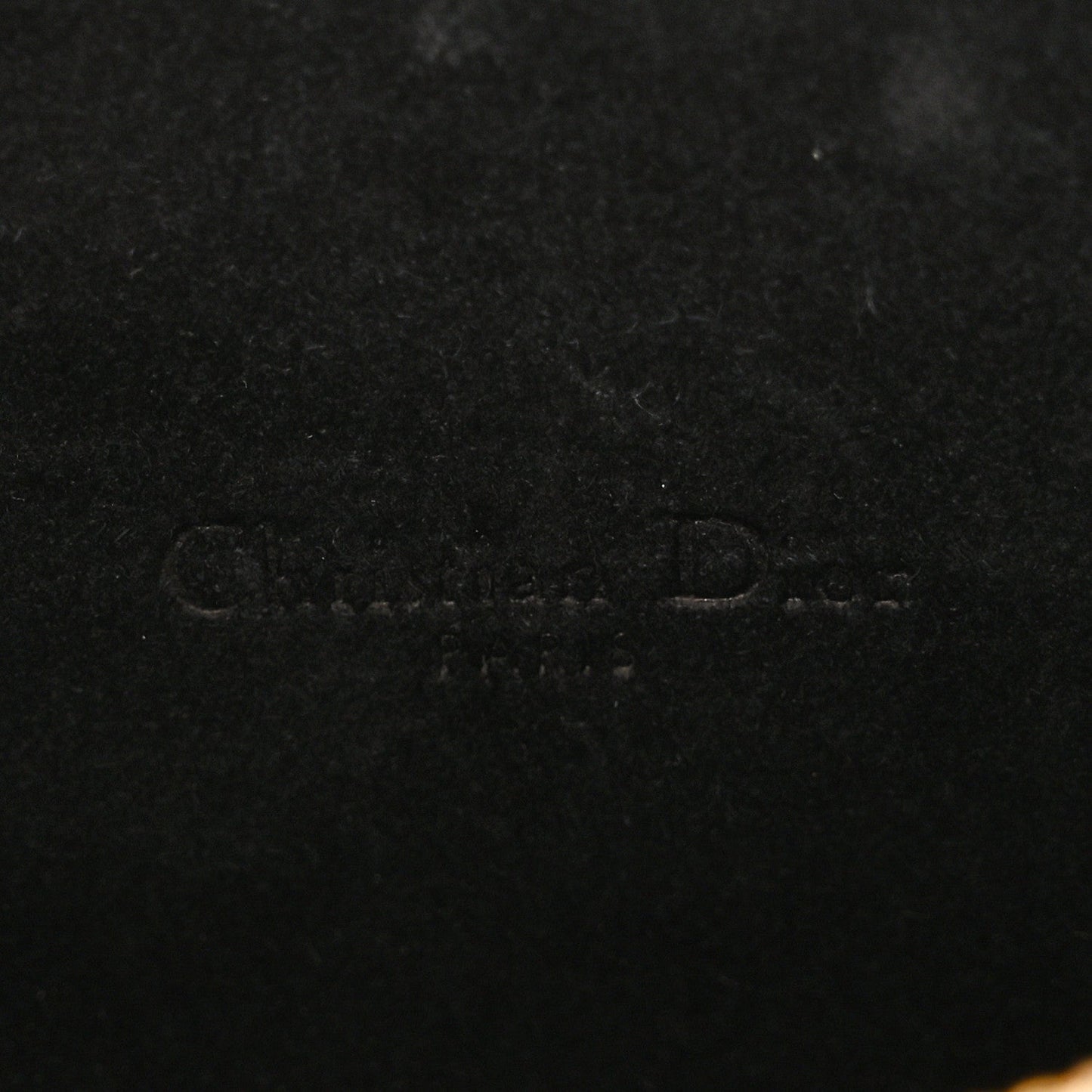 DIOR