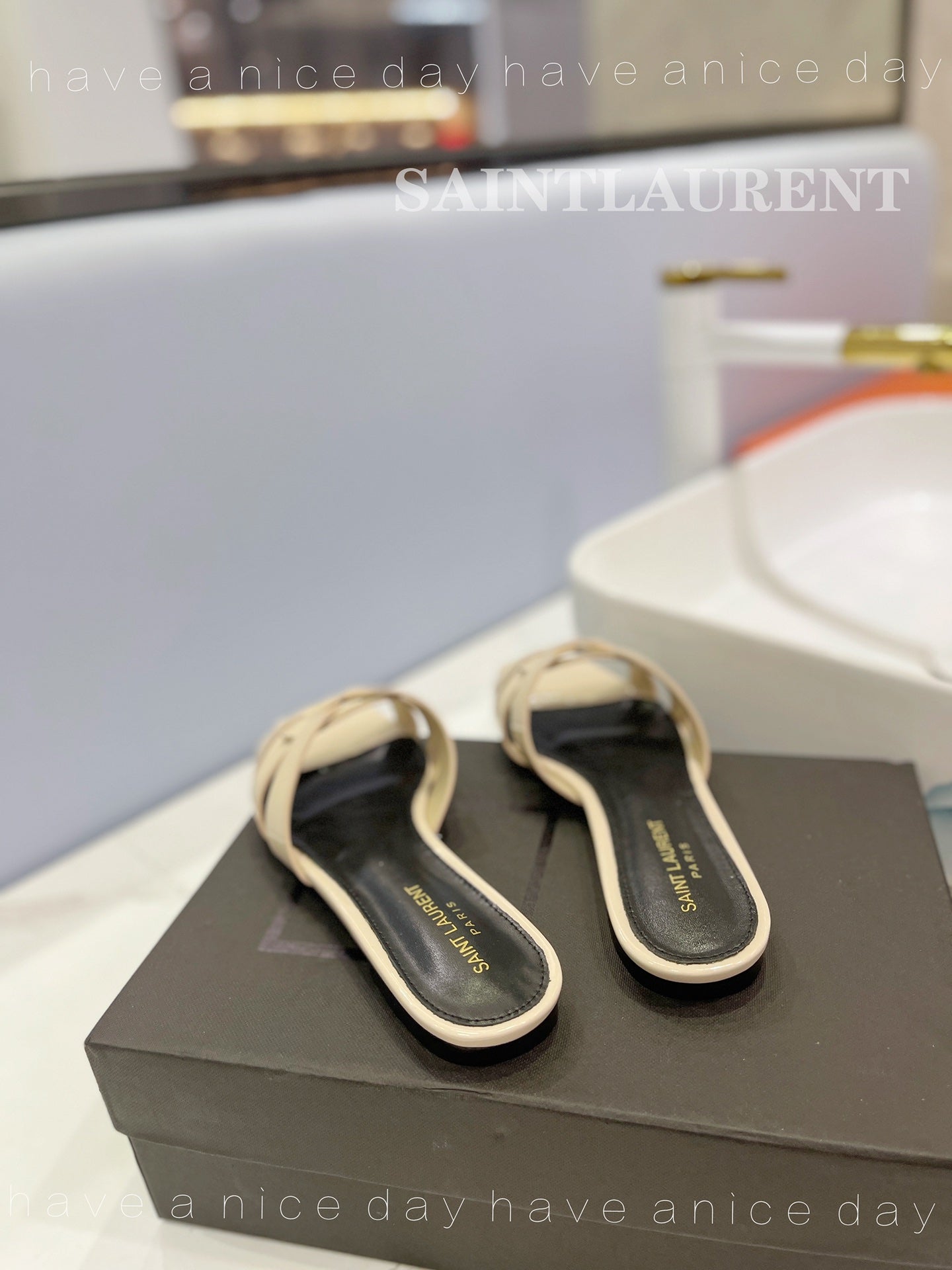 Saint Laurent