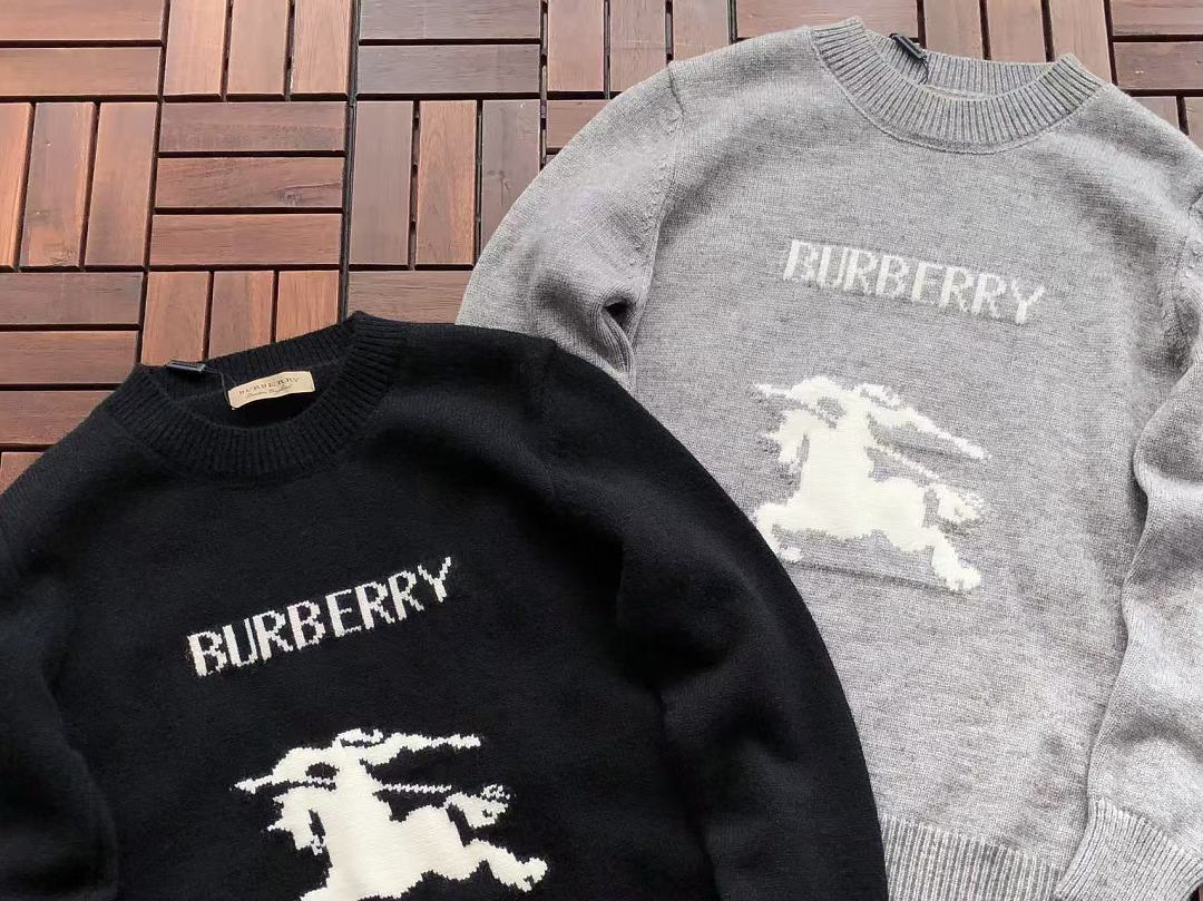 B🔥RB🔥RRY SWEATER