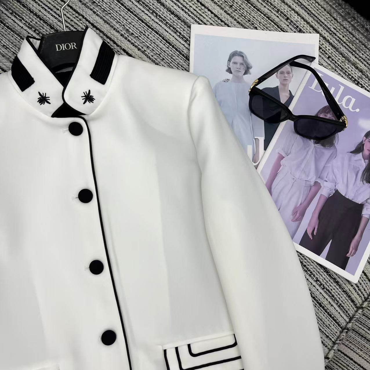 DIOR