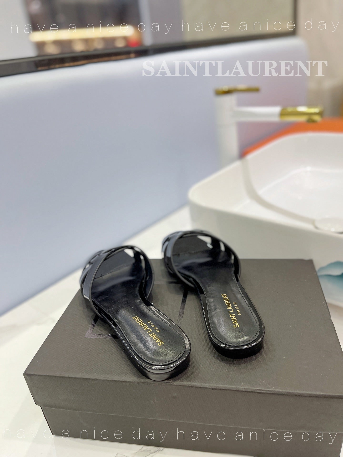 Saint Laurent