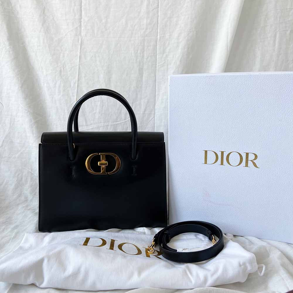DIOR