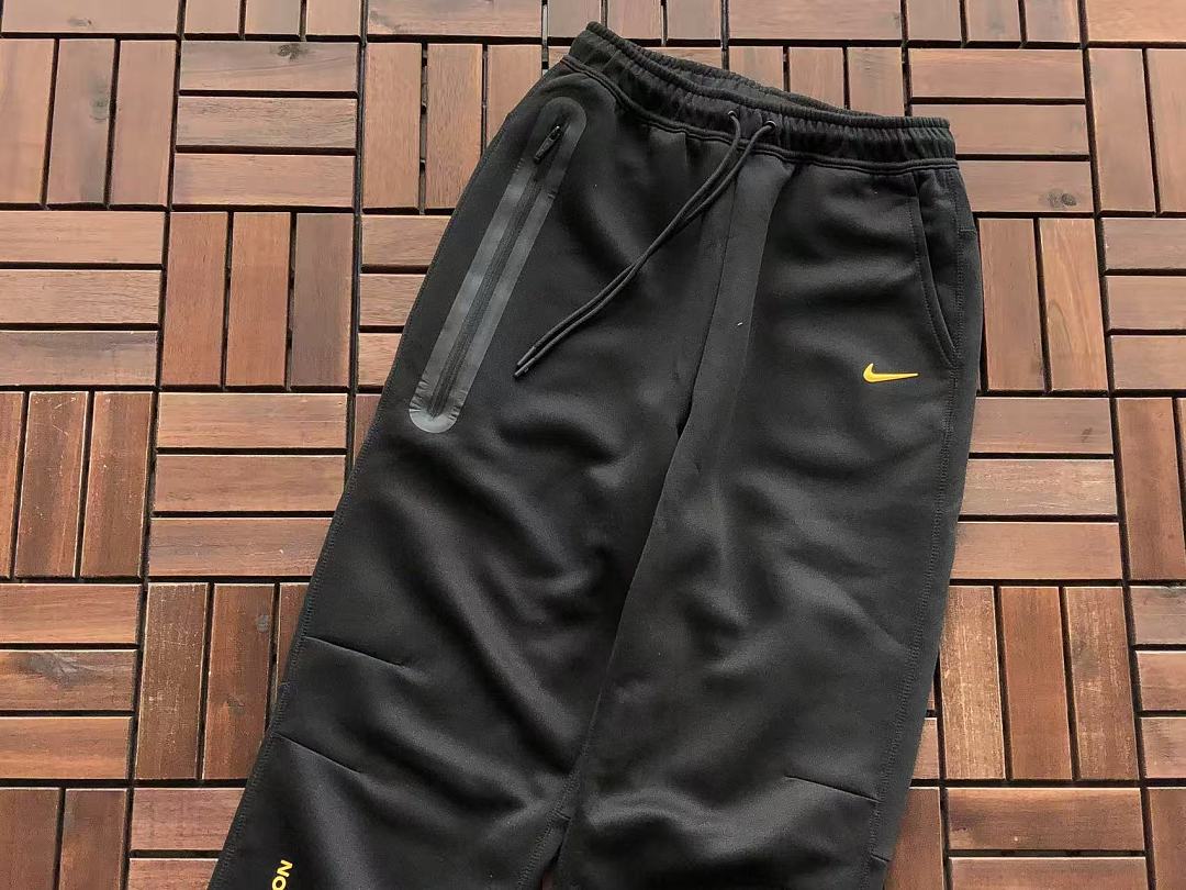 TOP ￥ 219 PANTS ￥ 199 N🔥C🔥A & N🔥K🔥HOODIE TROUSERS