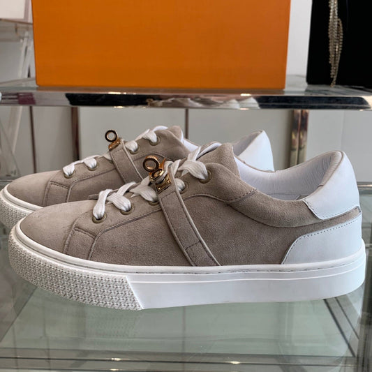 Hermès
