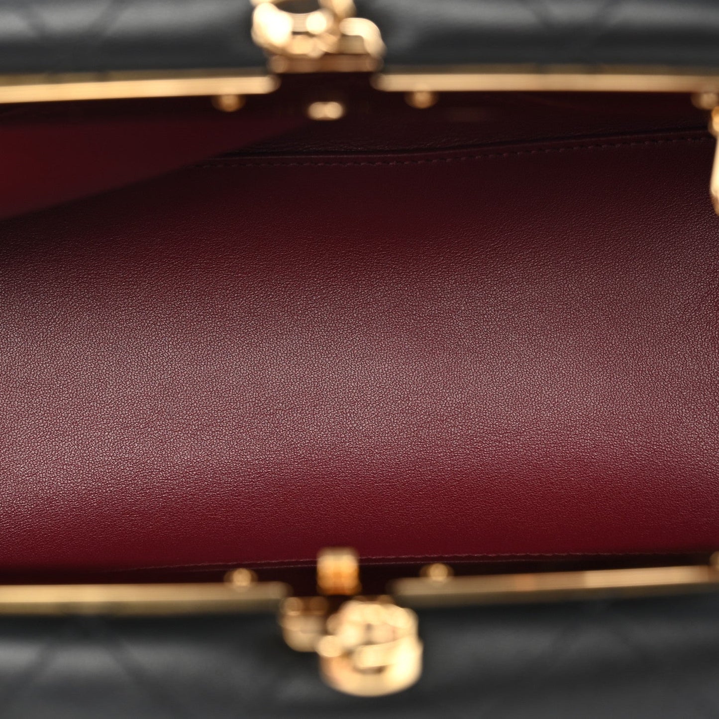 Lambskin Stitched Clutch With Chain Black