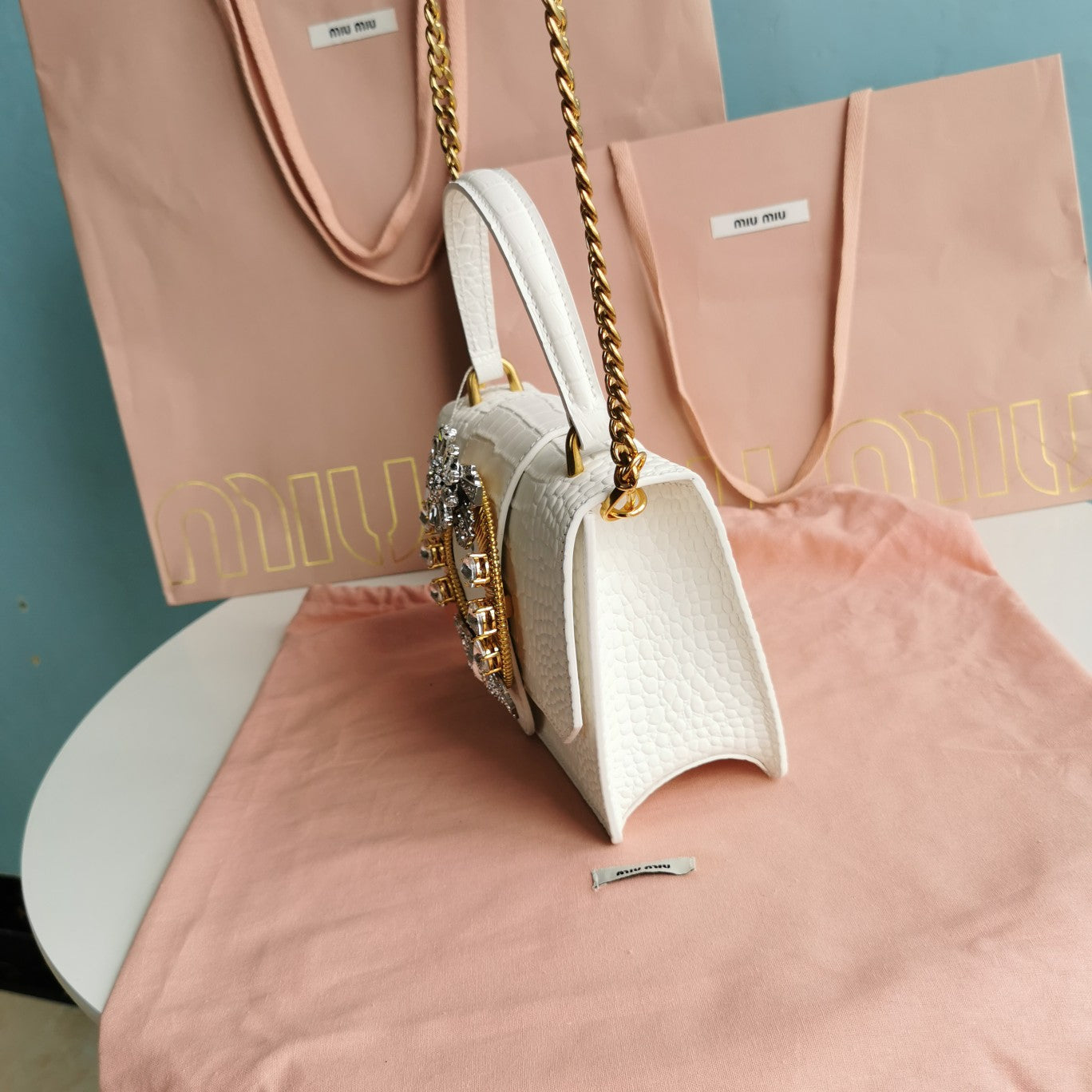 DIOR