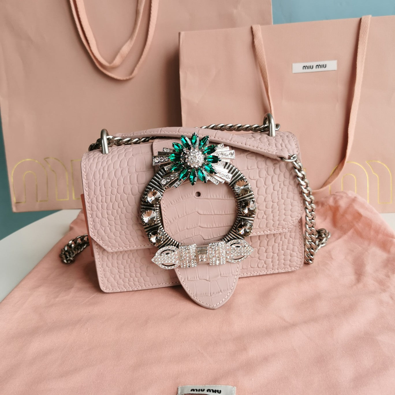 DIOR