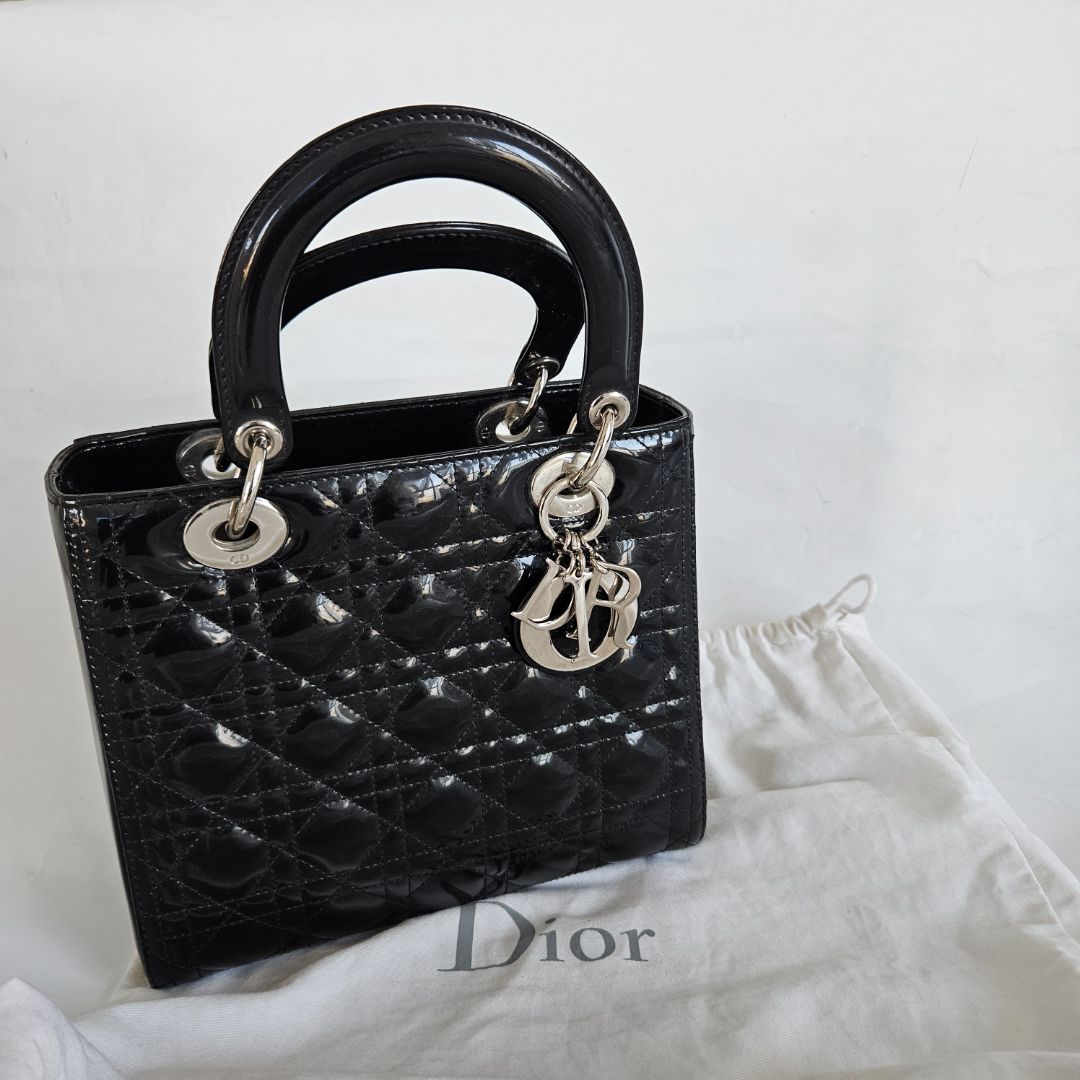 DIOR