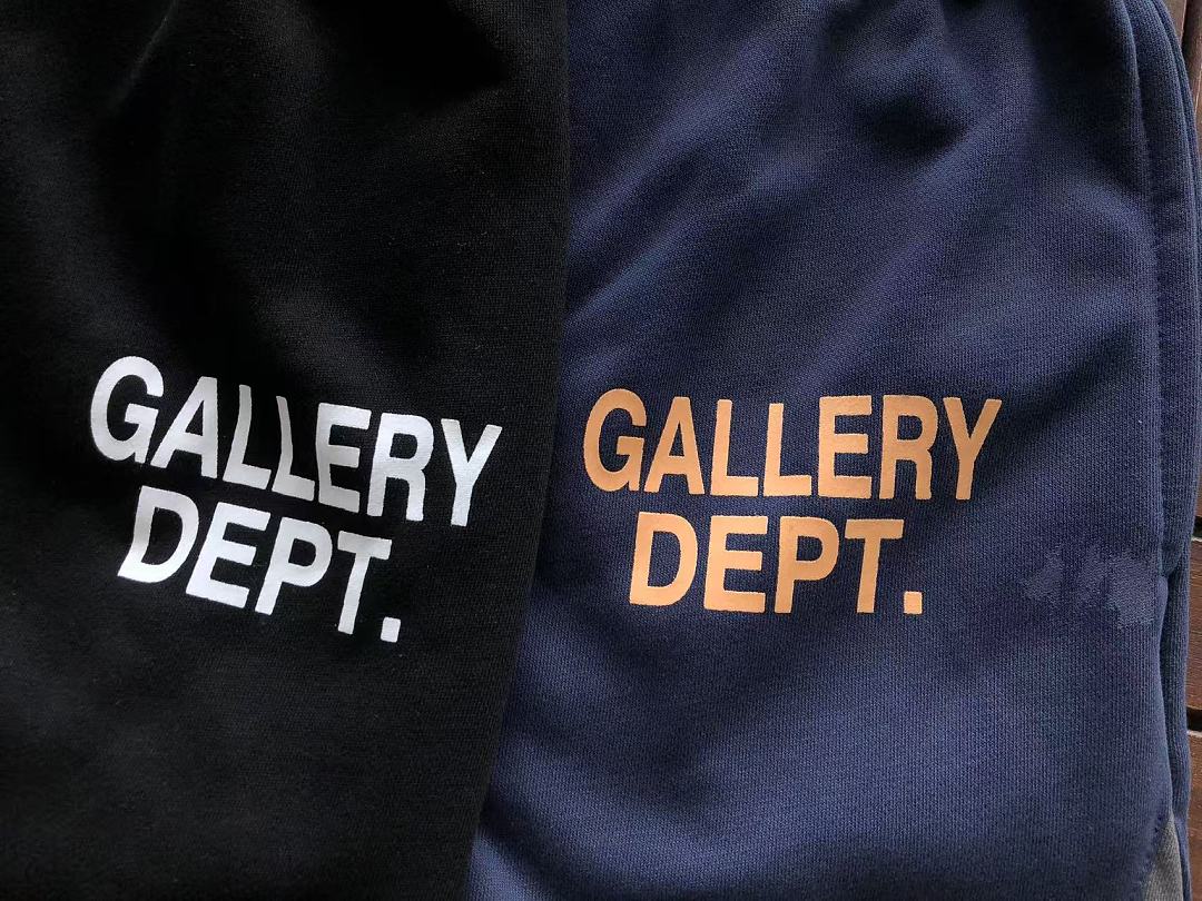 GALLERY DEPT SHORTS