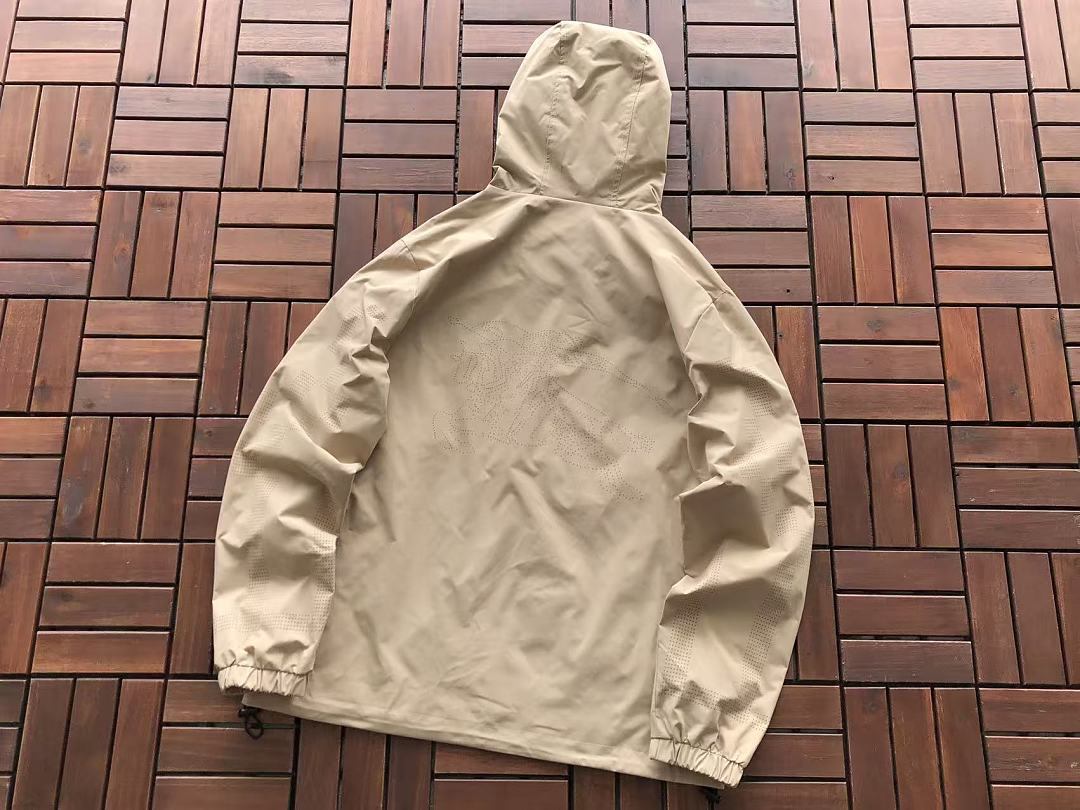 B🔥RB🔥RRY JACKET
