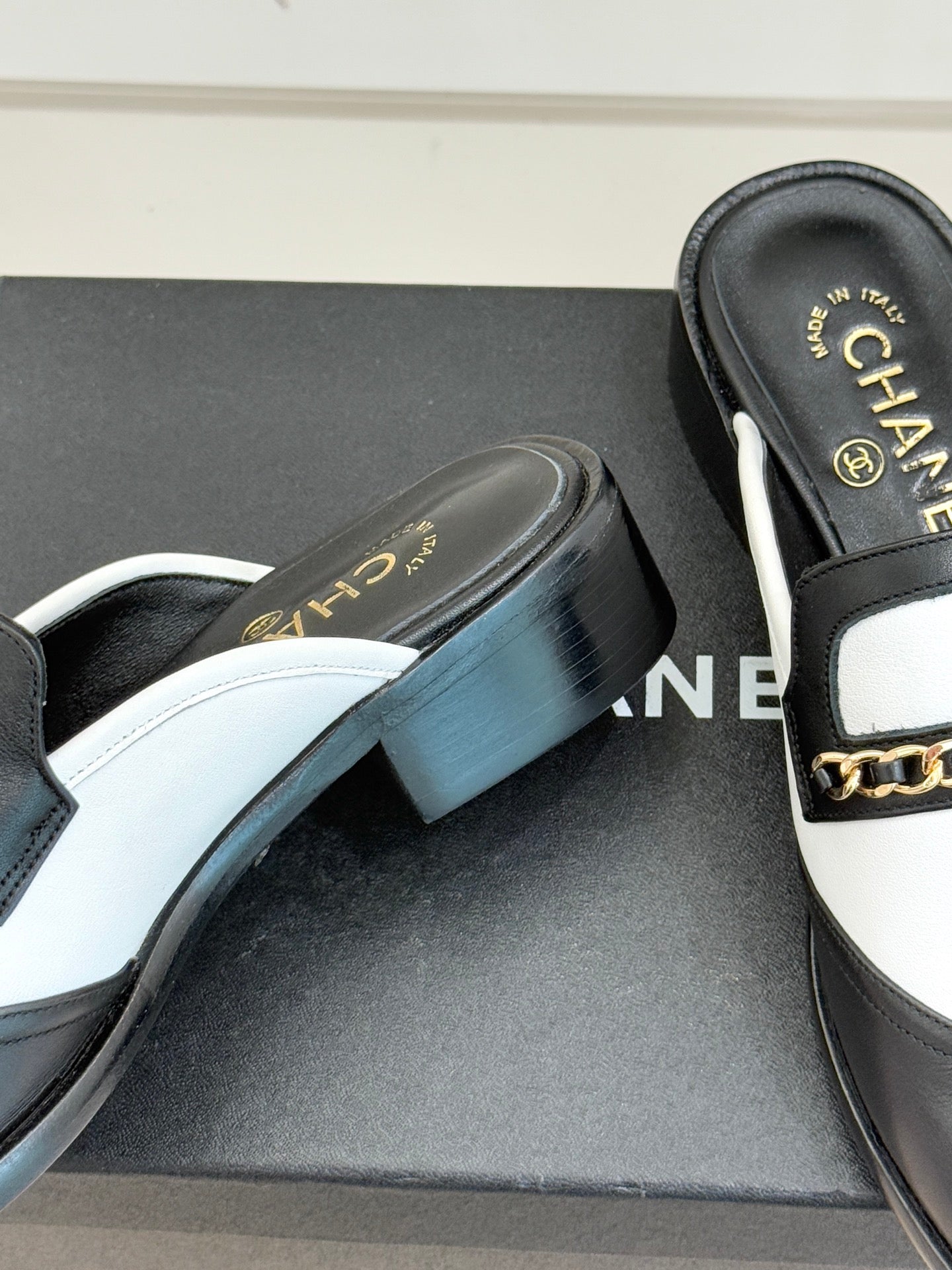 CHANEL