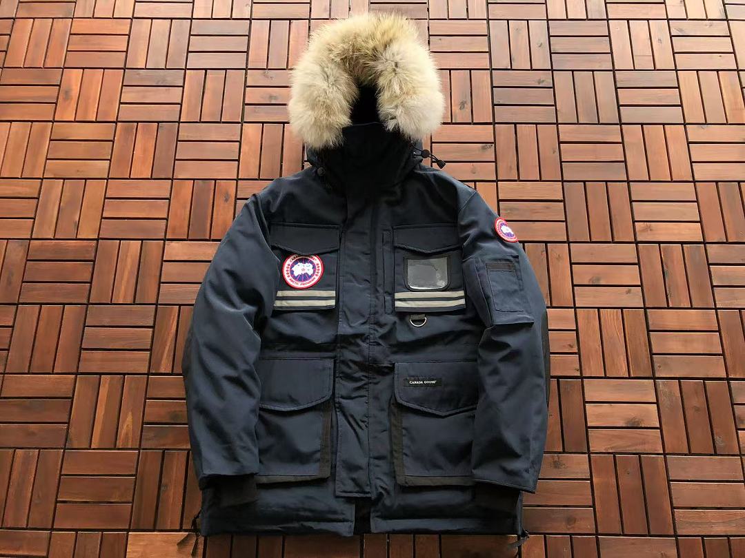 C🔥N🔥🔥A G🔥🔥🔥EE DOWN JACKET