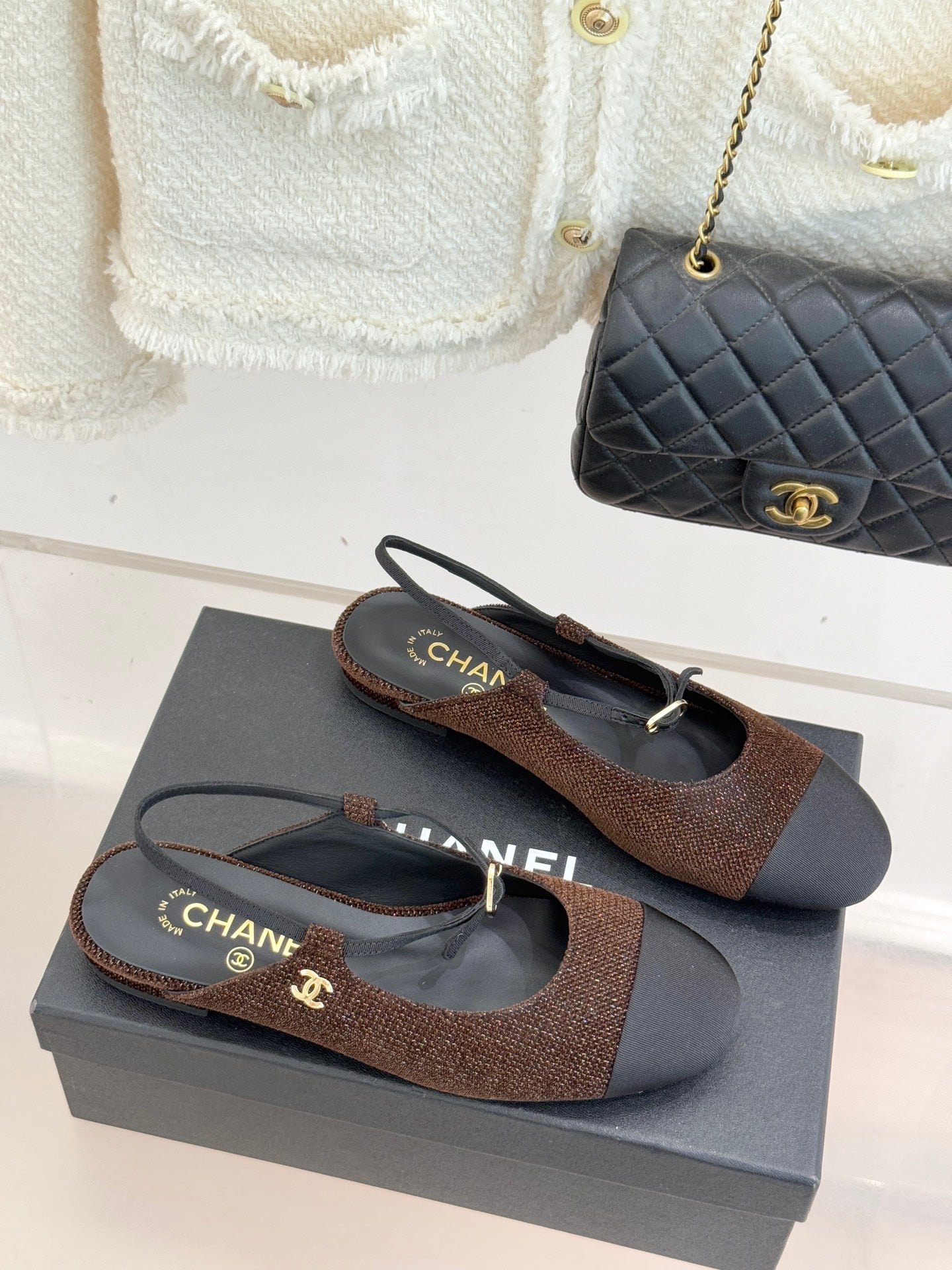 26C Two-tone Double C Flat Shoes Coffee Tweed