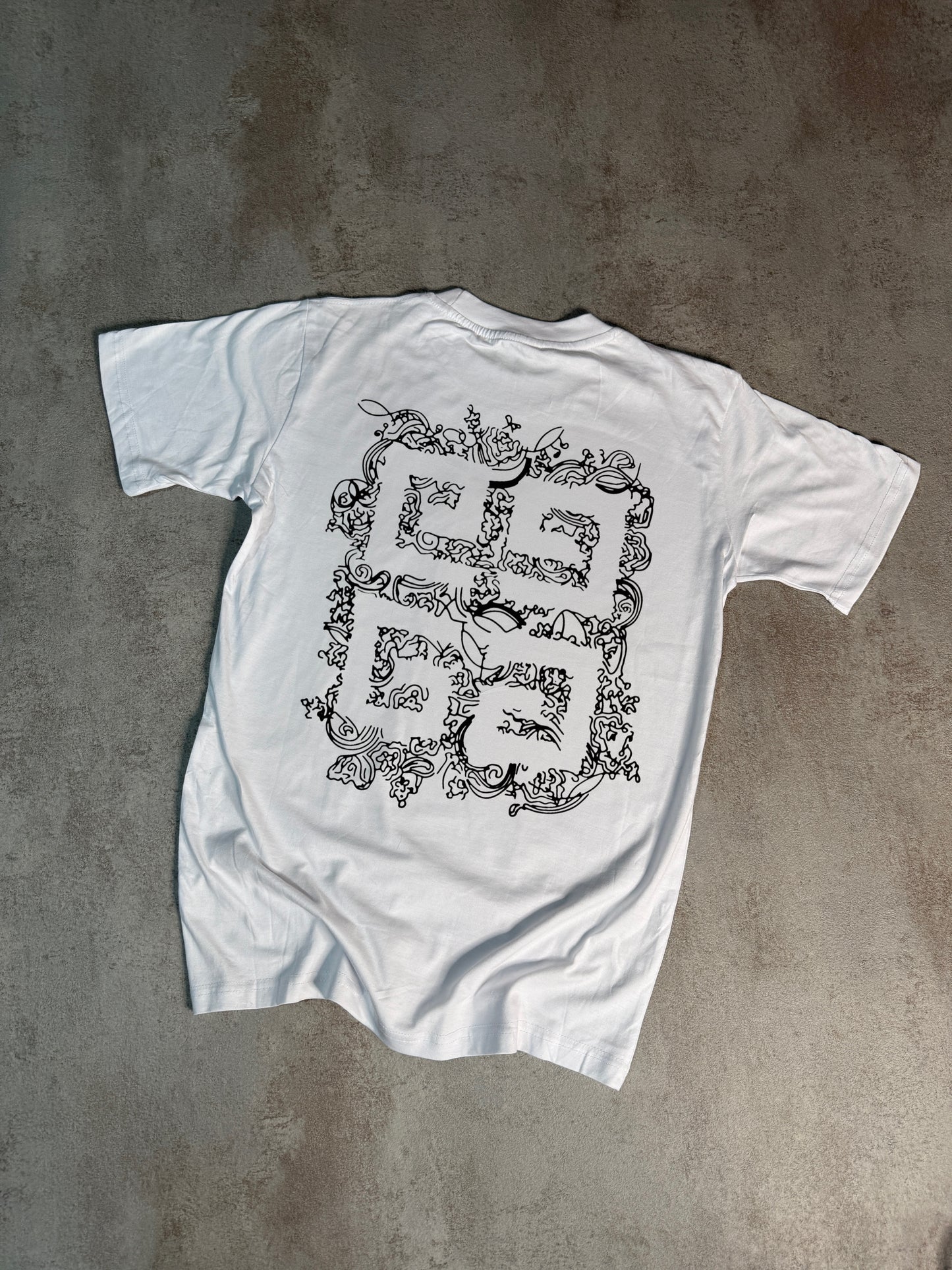 CAMISETA GIVENĆHY