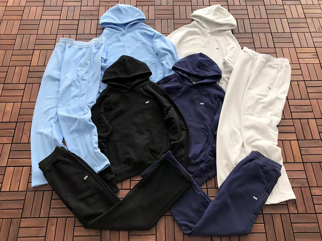 CHANDAL 6PM