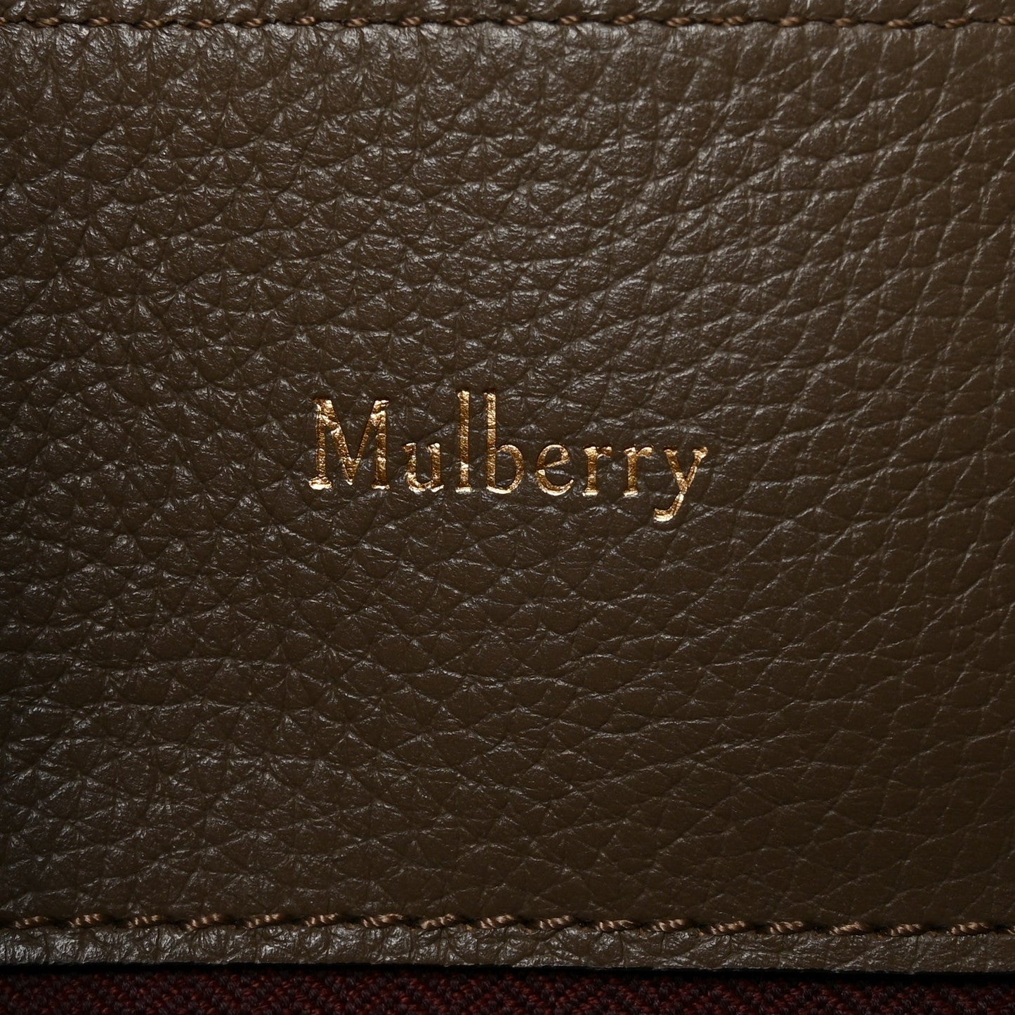 Small Classic Grain Calfskin Seaton Clay