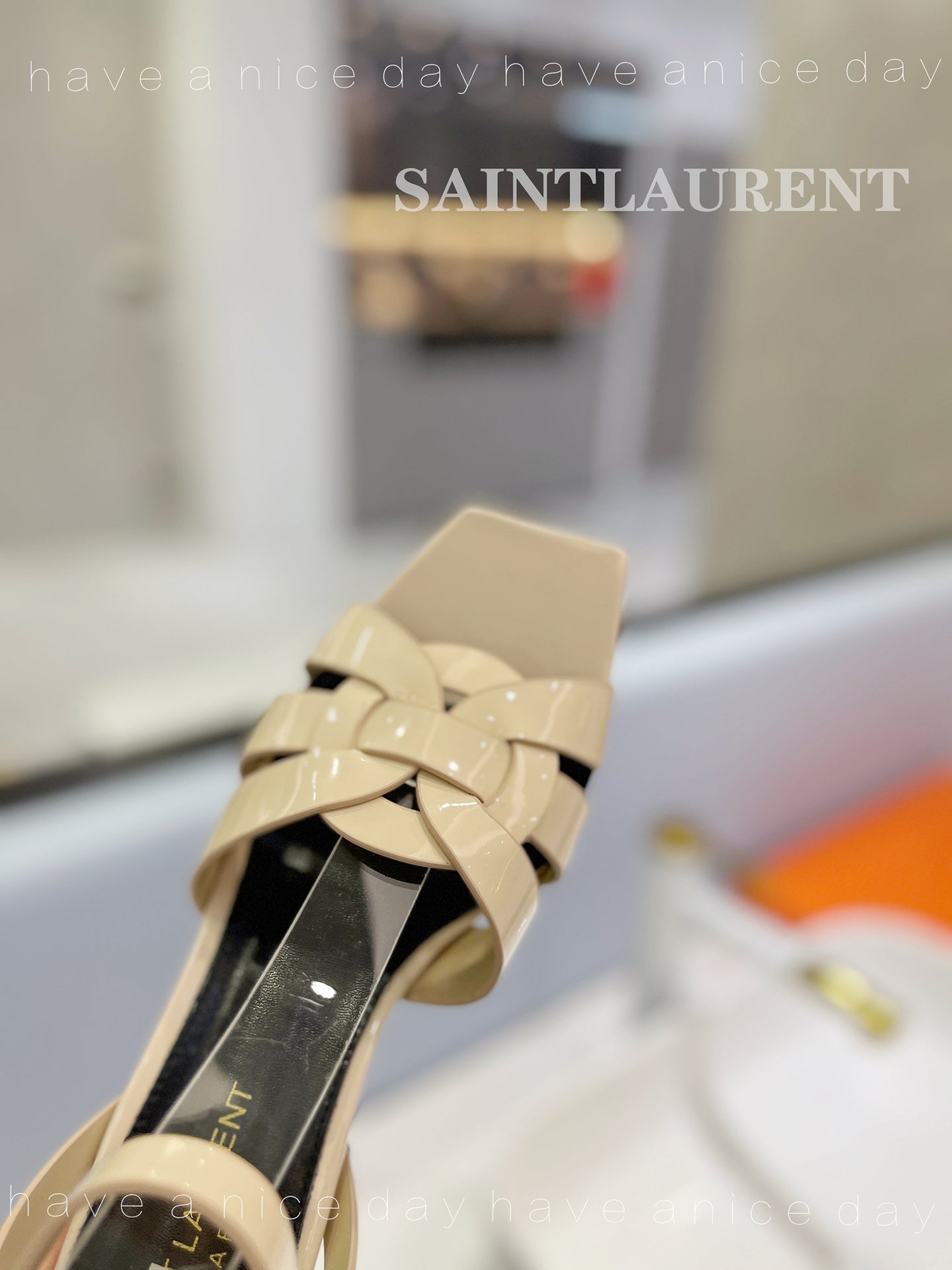 Saint Laurent